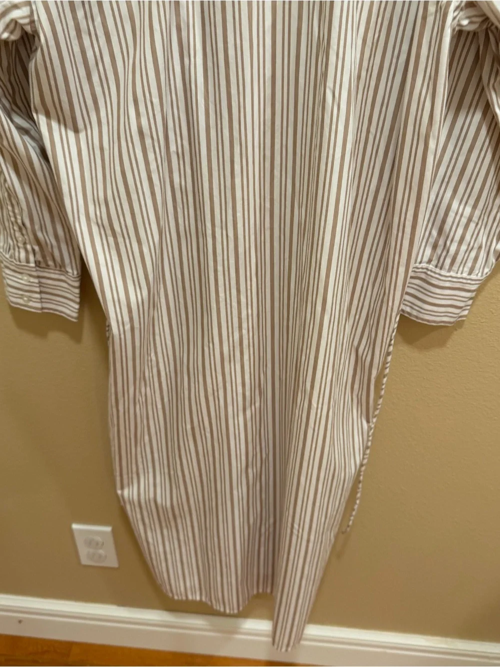 Abercrombie & Fitch Tan white Button Front Maxi Dress Medium